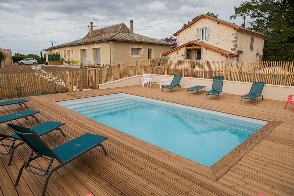 B&B Les Marchettes Saint-Nexans Eksteriør billede